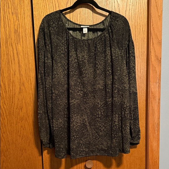 Ava & Viv Black Textured Blouse - Picture 1 of 4